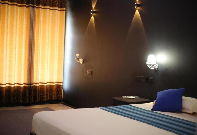 Номер Стандарт Вид на Озеро, Green Lake View Yala Resort