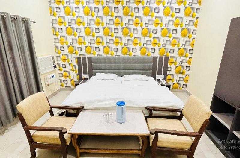 Номер Deluxe Кровать Кинг, Shri Ram Hotel , Ayodhya