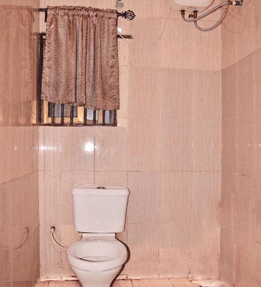 اتاق استاندارد با تخت بزرگ, Trending Place Hotel And Suites