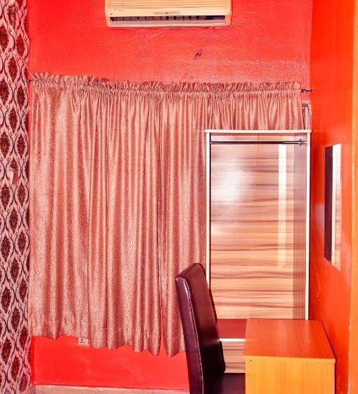 اتاق استاندارد, Trending Place Hotel And Suites