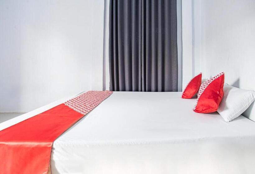 اتاق لوکس, Oyo 93476 Owo Guest House Syariah