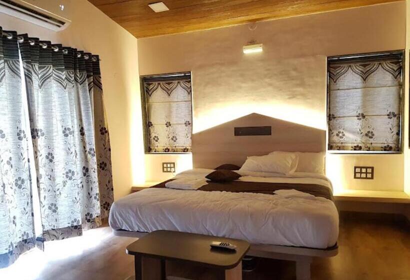 Номер Deluxe, Prabhusrukusti Krushi Paryatn Kendra , Satara