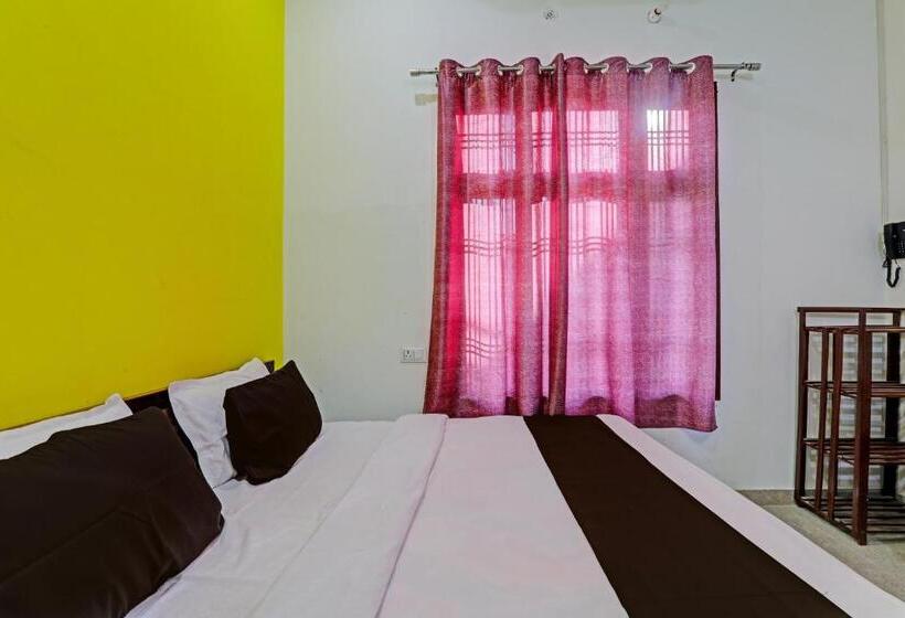 Трехместный Номер Классика, Oyo Flagship Hotel Vikas Inn
