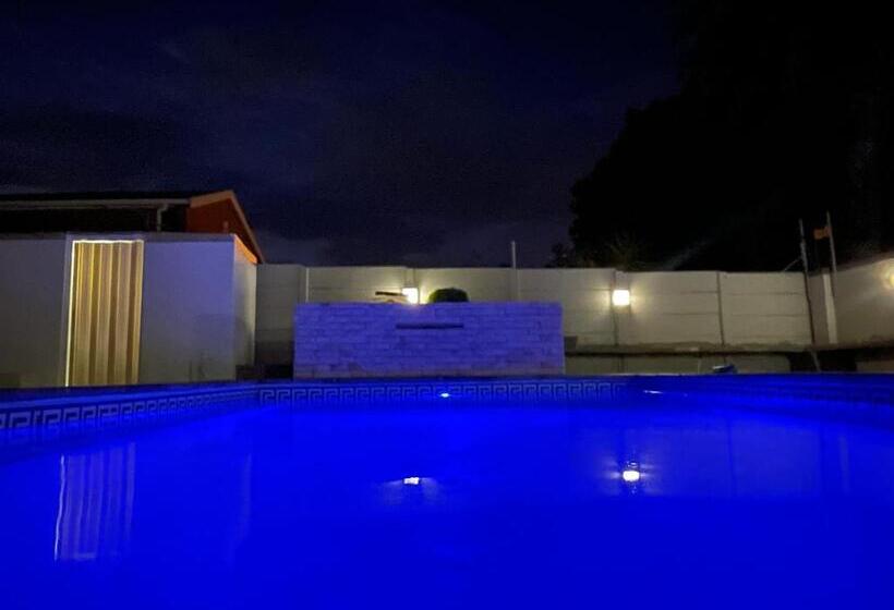 Апартаменты 2 Спальни, Domin Luxury Suites