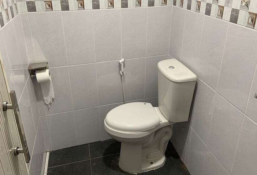 Номер Deluxe, Capital O 93437 Embung Banteran Cottage