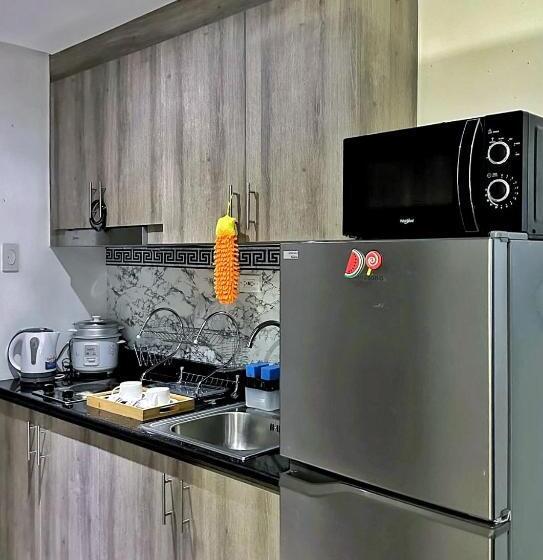 带阳台标准四人间, 1br Condotel With Balcony At Edsa