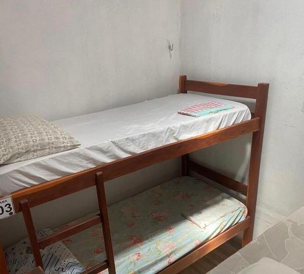 غرفة قياسية رباعية, House Nativa