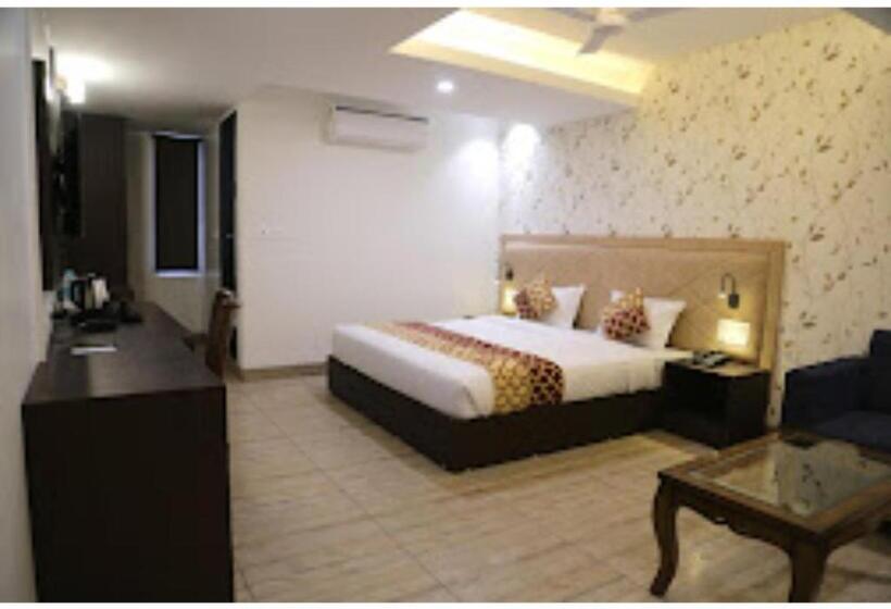 Номер Deluxe, Sharon Residency Madhya Pradesh