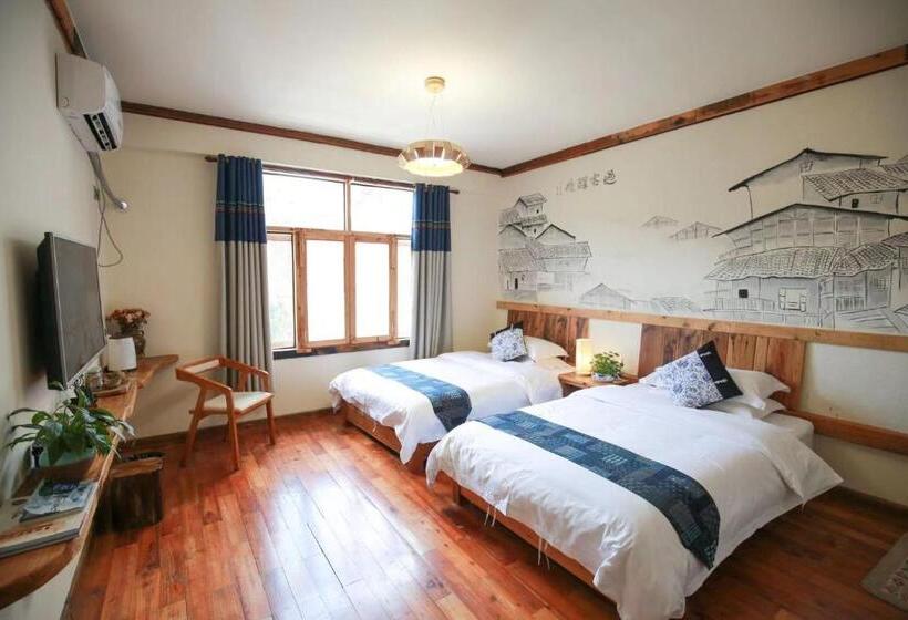 Номер Deluxe, Time Away Inn