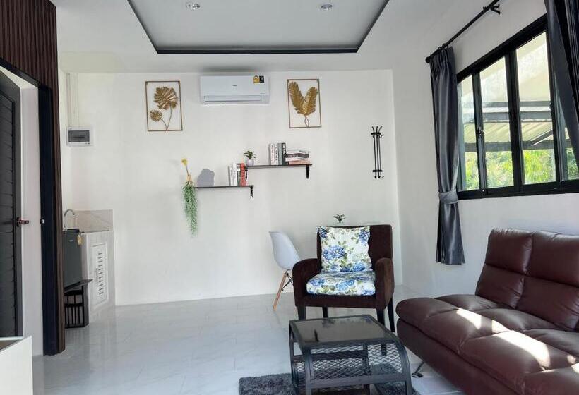 스탠다드 룸 풀장 전망, B.leaf Villa บีลีฟ วิลล่า