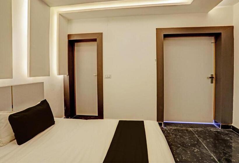 Трехместный Номер Классика, Collection O Hotel Dice