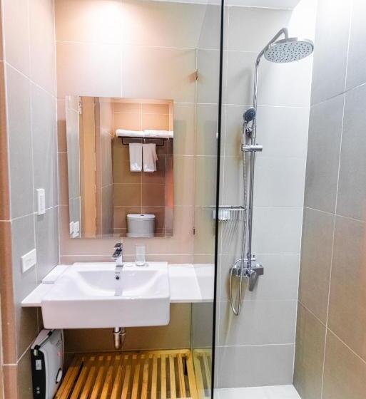 디럭스 룸 킹사이즈 침대, Copenhagen Residences   Ormoc