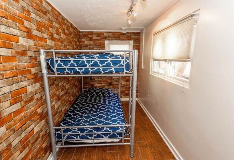 이코노미 룸, The Beach Waikiki Boutique Hostel