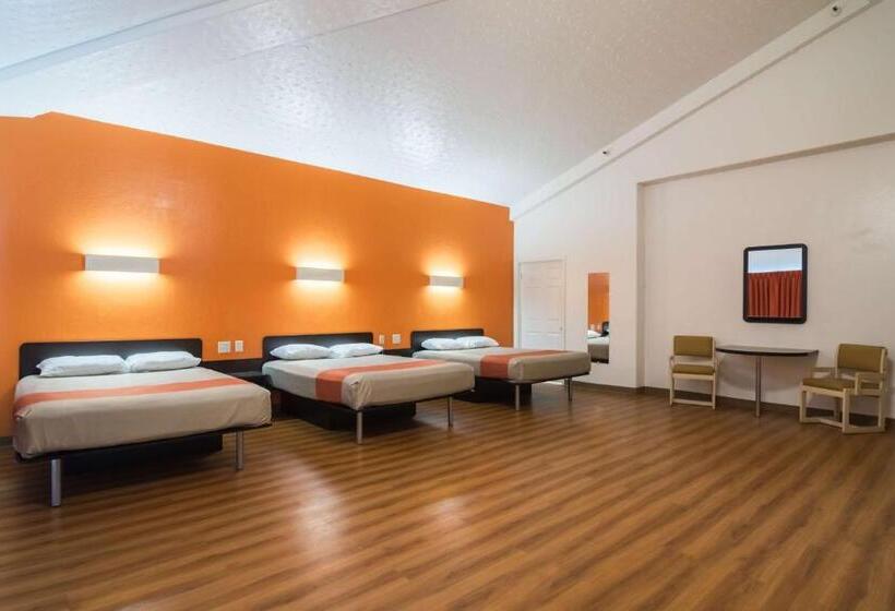 Номер Стандарт, Motel 6 Globe, Az