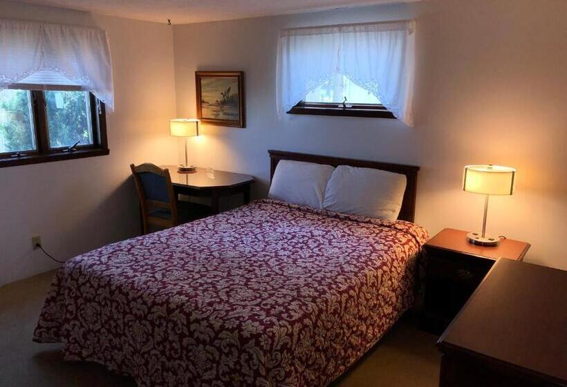 Дом 3 Спальни, Plantation Motel