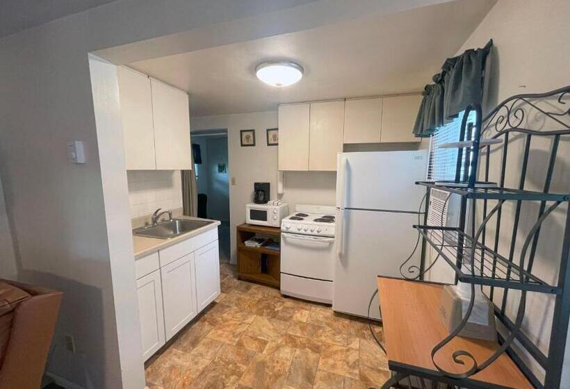 Семейный Номер Deluxe, Plantation Motel