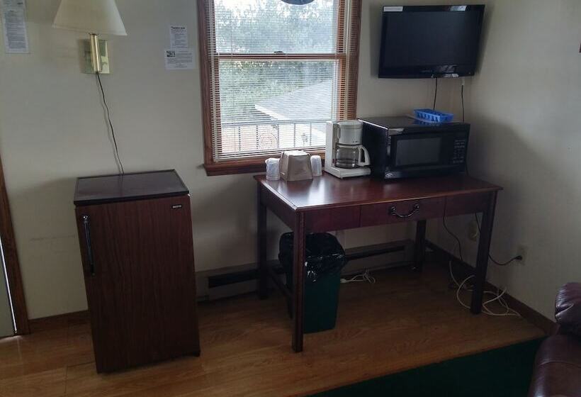 Номер Deluxe, Plantation Motel