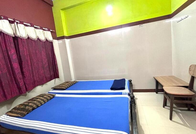 Номер Стандарт, Chitramoola Tourist Home   Opp Temple Only 20 M