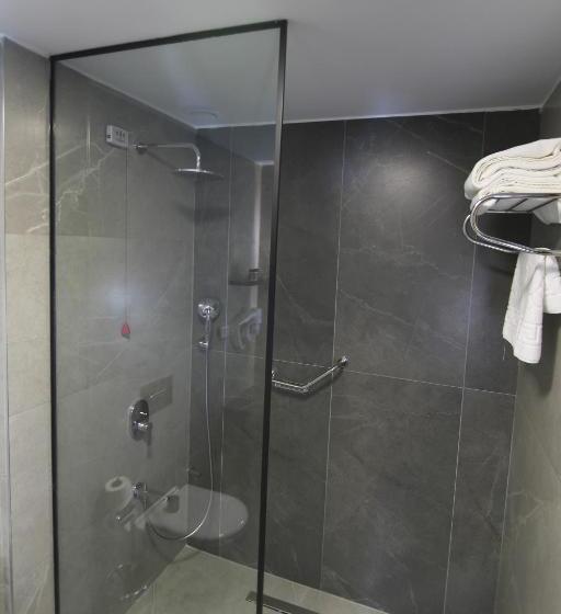 اتاق لوکس, S Class Hotel Convention Center