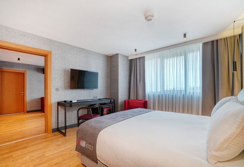 Полулюкс, Ibos Hotels Izmir Alsancak