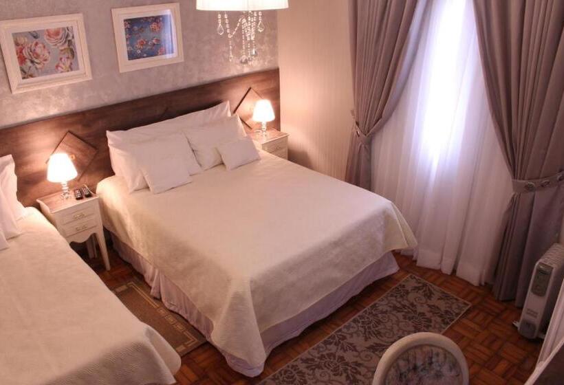 اتاق استاندارد چهار تخته, Pousada Suisse