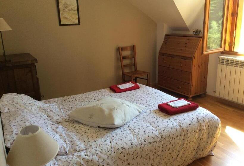 Номер Стандарт Трехместный, Chambre D Hôte Les Carlines