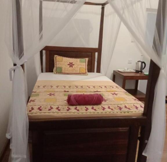 اتاق استاندارد یک نفره, Welcome Inn Mirissa