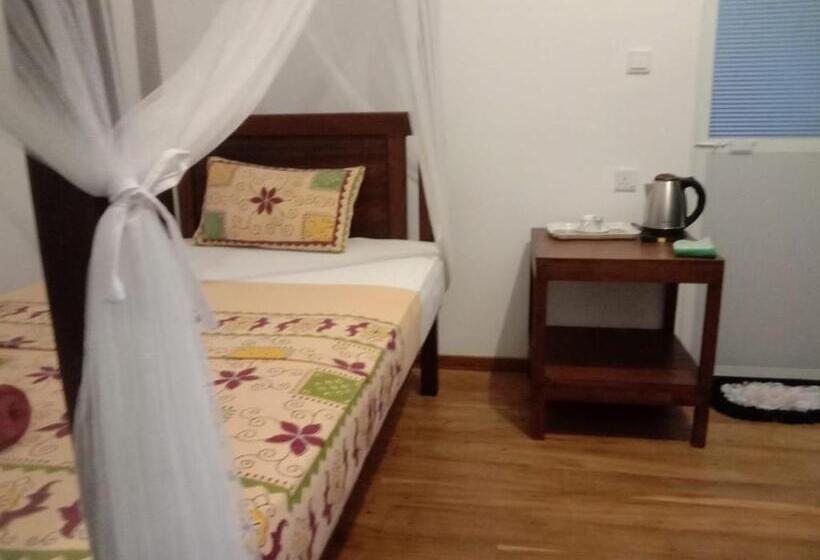 اتاق استاندارد یک نفره, Welcome Inn Mirissa