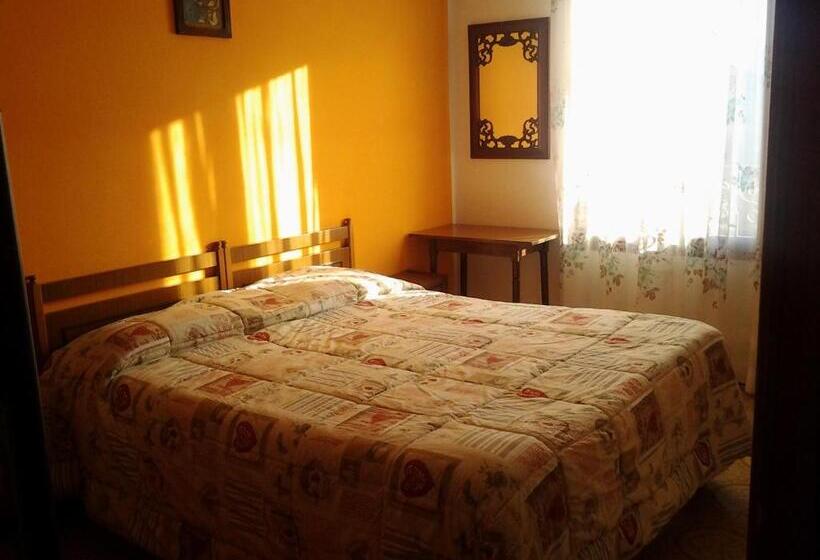 Номер Стандарт Трехместный, Albergo Ristorante Guerri