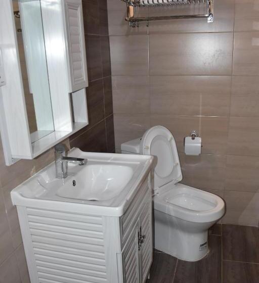 اتاق لوکس, Pent House Inn Namugongo