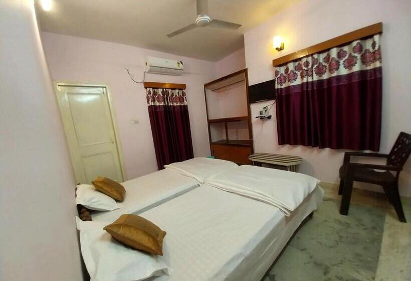 اتاق اکونومی, Aryan Guest House