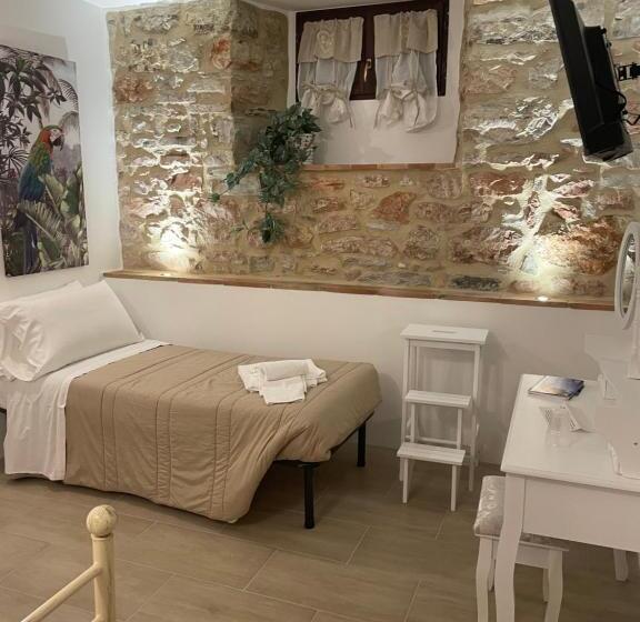 Номер Стандарт Трехместный, B&b I Giardini