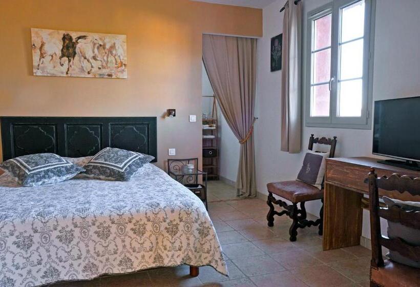 Номер Стандарт с Террасой, Bed And Breakfast La Maison De Nathalie