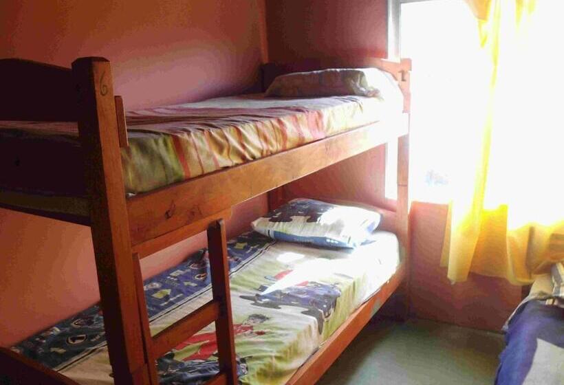 공동 객실, Hostel Lo De Milton
