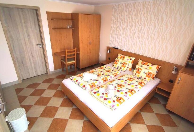 Семейный Номер, Green Guesthouse Balatonfüred