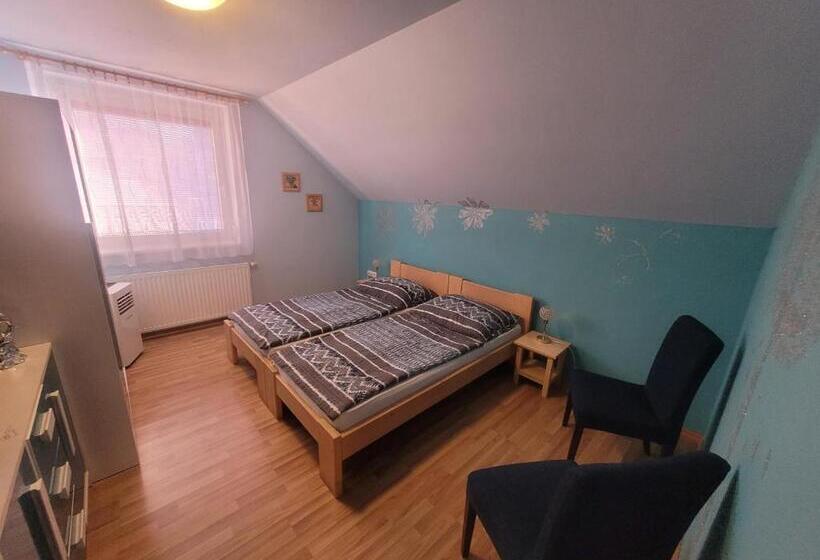 标准间, Penzion U Mikulinců