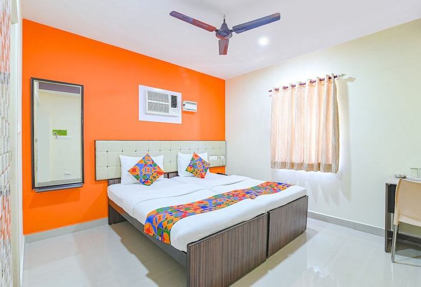 Номер Deluxe, Fabhotel Vrj Residency   Nr Chennai Trade Center & St Thomas Mount