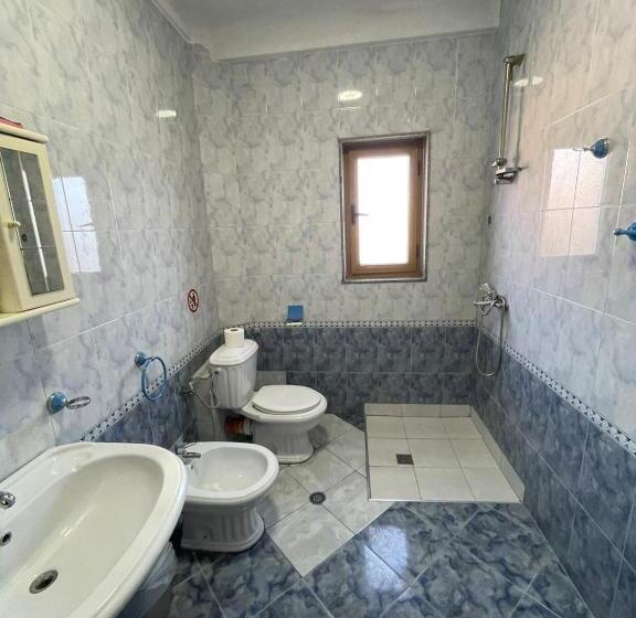 발코니 디럭스 룸, Budget Retreat Tirana & Studios