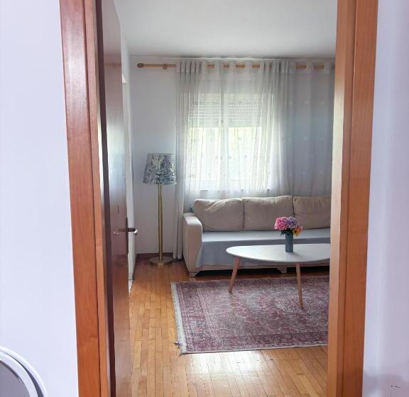 침실 1개 아파트, Budget Retreat Tirana & Studios