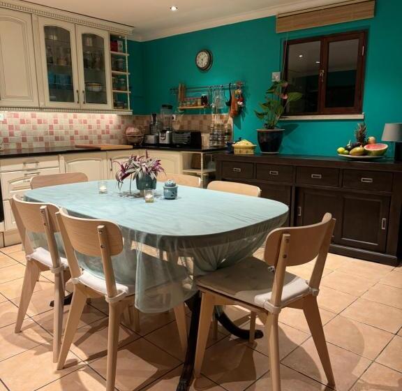 Номер Стандарт Трехместный, Wellbeing Guesthouse Casa é Connosco