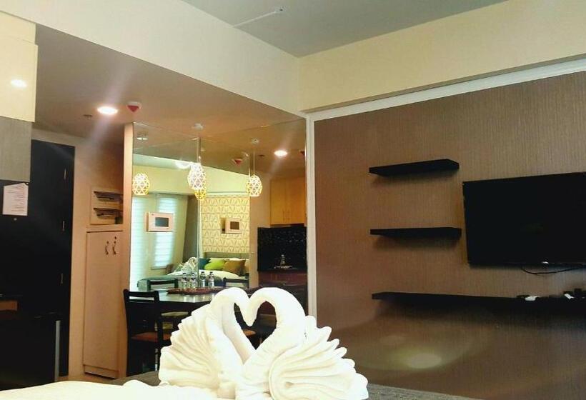 استودیوی استاندارد, H&m One Palmtree Villas