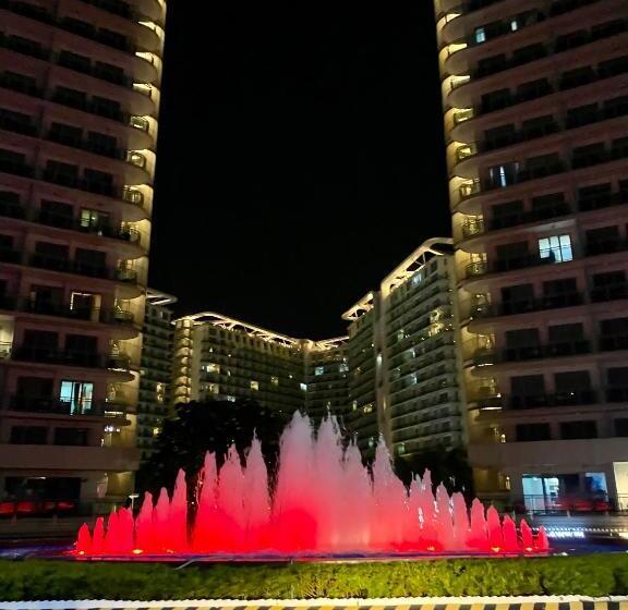 스탠다드 발코니 스튜디오, 1 Bedroom Unit With Massage Chair, Karaoke, Smart Tv At Azure Urban Resort