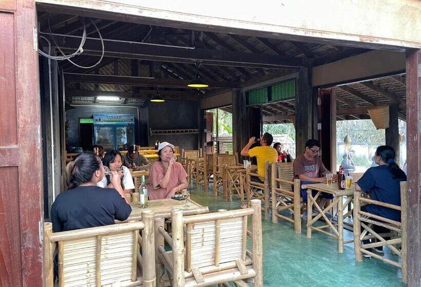 Номер Стандарт Вид на Сад, Bamboo Garden Resort Chiang Mai