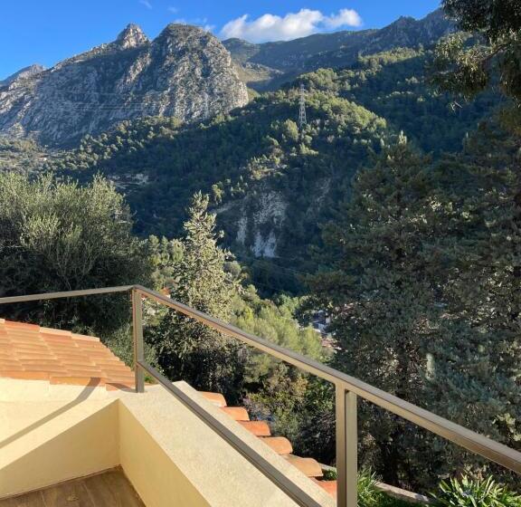 발코니 디럭스 룸, Bed & Breakfast At Villa Monti