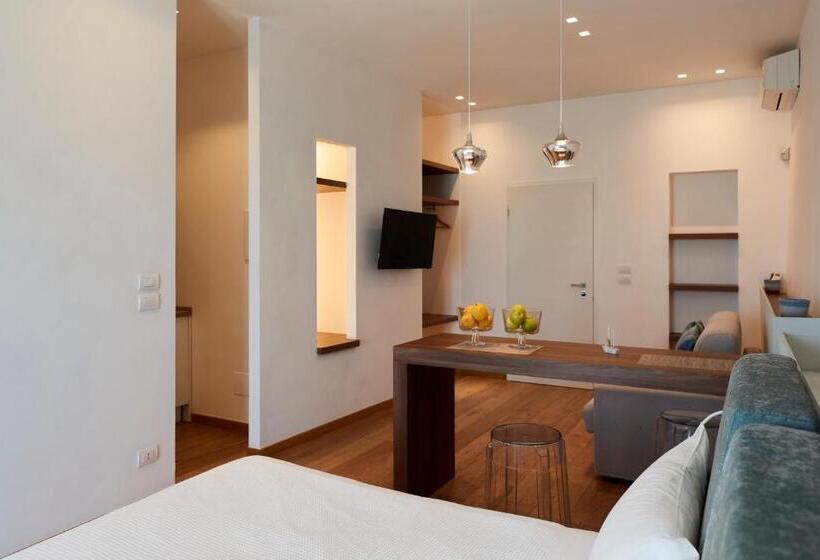 اتاق سوپریور چهار تخته, B&b Suite Home Trani Port View