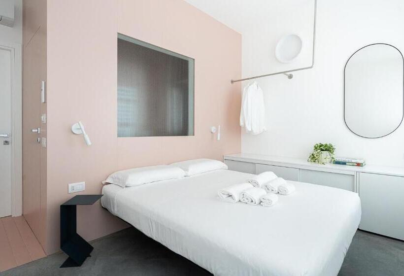 スタンダードルーム, Vivo Rooms