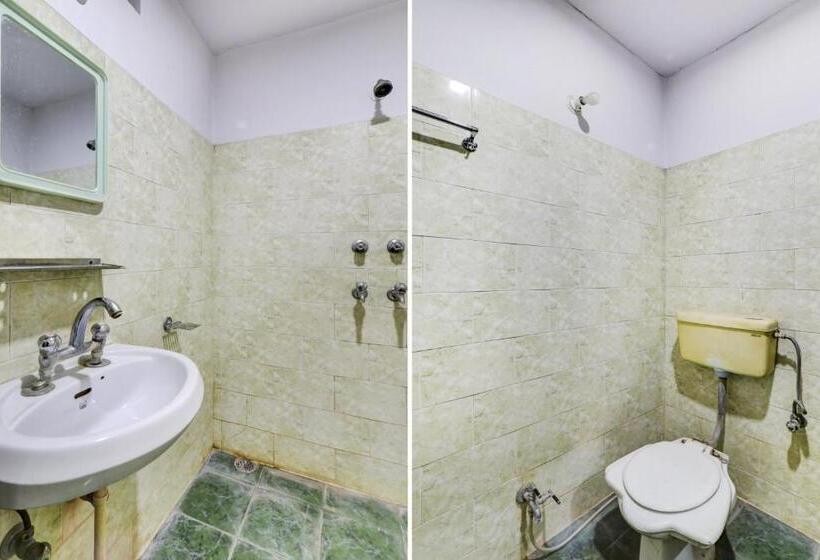 اتاق کلاسیک سه تخته, Collection O Hotel H P