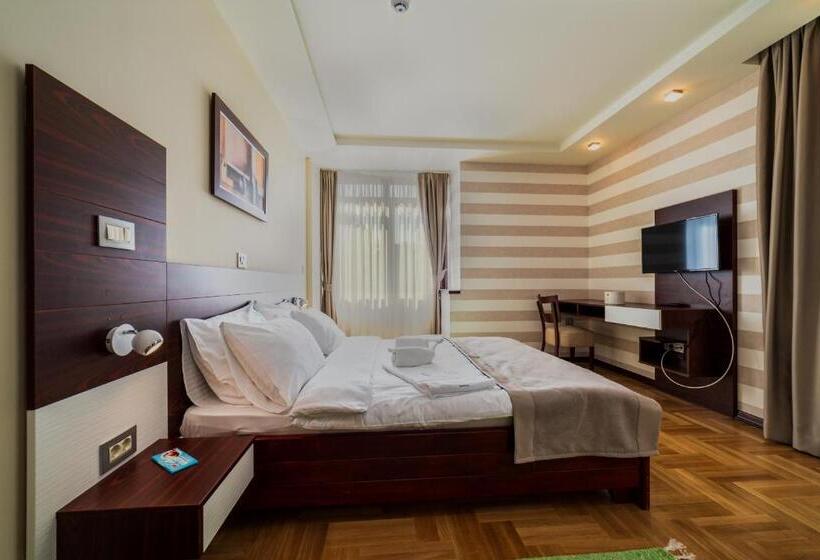 آپارتمان 1 خوابه با بالکن, Vila Valentina