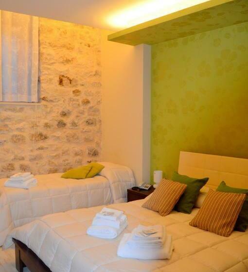 Номер Стандарт Трехместный, Abraxia B&b