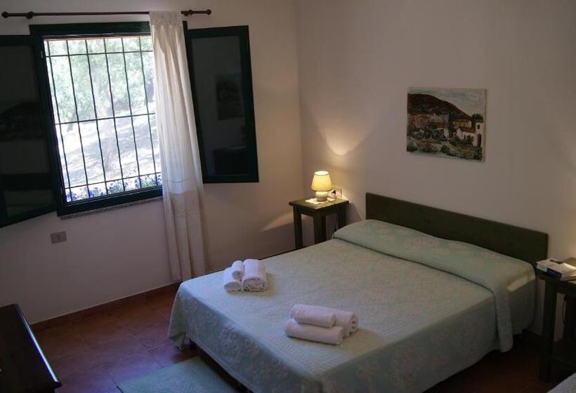 Трехместный Номер Комфорт, Le Sughere